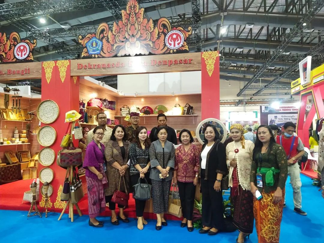 PAMERAN PRODUK KERAJINAN TERBESAR DI ASIA TENGGARA, THE JAKARTA INTERNATIONAL HANDICRAFT TRADE FAIR (INACRAFT)
