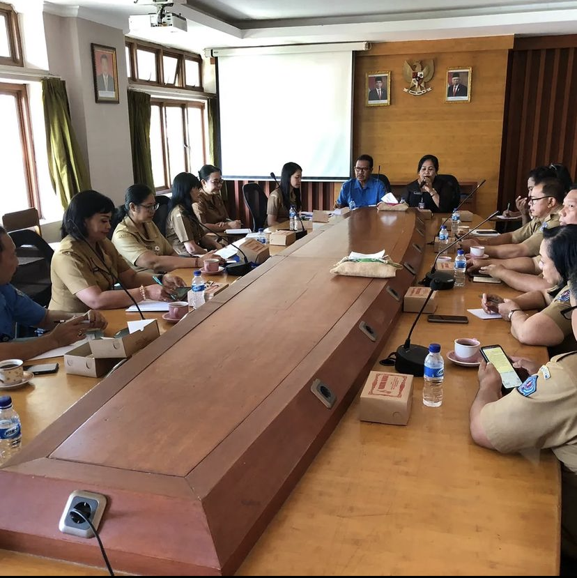 Rapat pemanfaatan ruang lantai 5 gedung pasar Kumbasari
