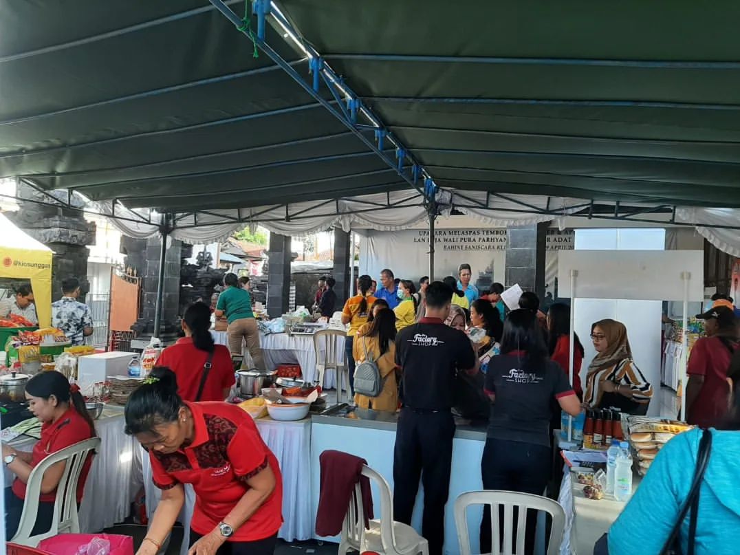  Dinas Perindustrian dan Perdagangan Kota Denpasar bekerjasama dengan Tim Pengendalian Inflasi Daerah (TPID) Kota Denpasar Melaksanakan Pasar Murah 
