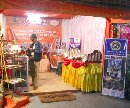 TAMPIL MINIMALIS CERMIN MASYARAKAT KOTA