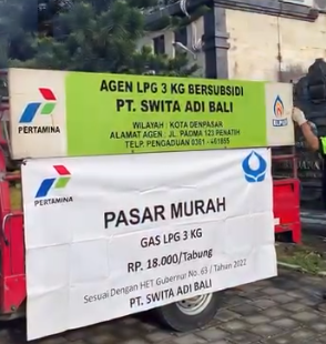 Pemerintah Desa Tegal Harum bekerja sama dengan Dinas Perindustrian dan Perdagangan (Disperindag) Kota Denpasar melaksanakan pasar murah Liquefied Petroleum Gas (LPG) 3 kilogram (kg) di Balai Banjar Bhuana Merta pada Sabtu (24/01/2026). 